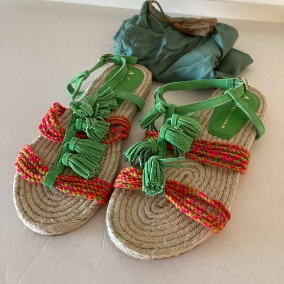 NWOT Anthropologie Fringe Rope Green Suede Boho Sandals Sz 6 - Picture 1 of 7